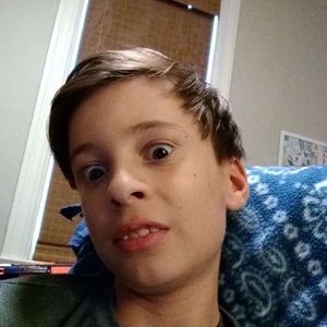 Meet your Posher, Max